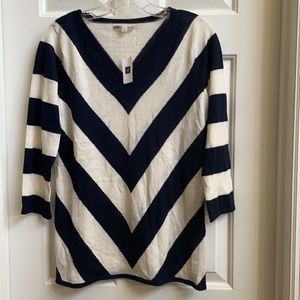NWT Gap chevron tunic sweater